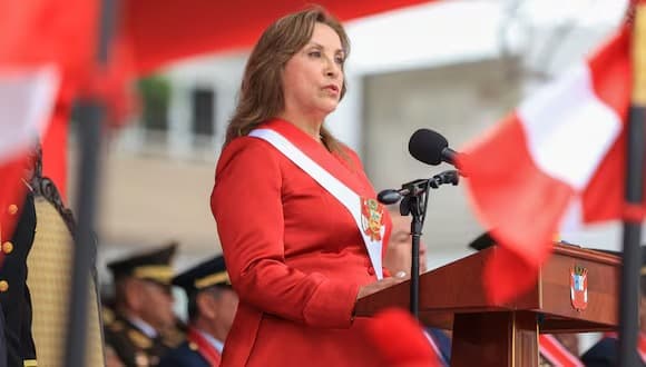 Fiscalía inició investigación contra Dina Boluarte por caso ‘cofre’