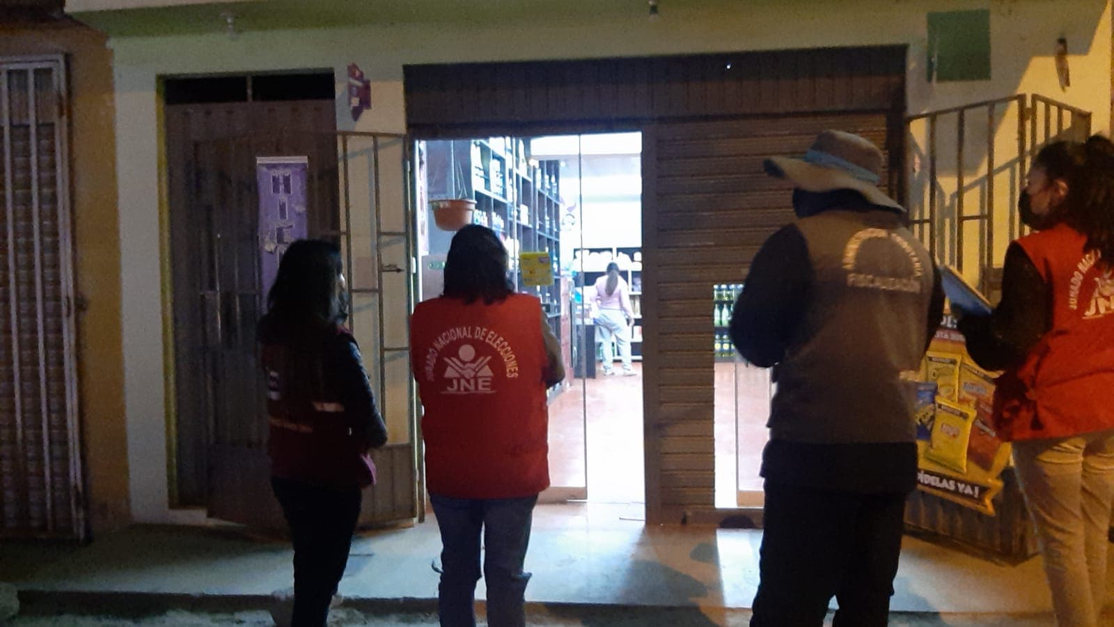 Clausuran locales que vendían bebidas alcohólicas en ley seca