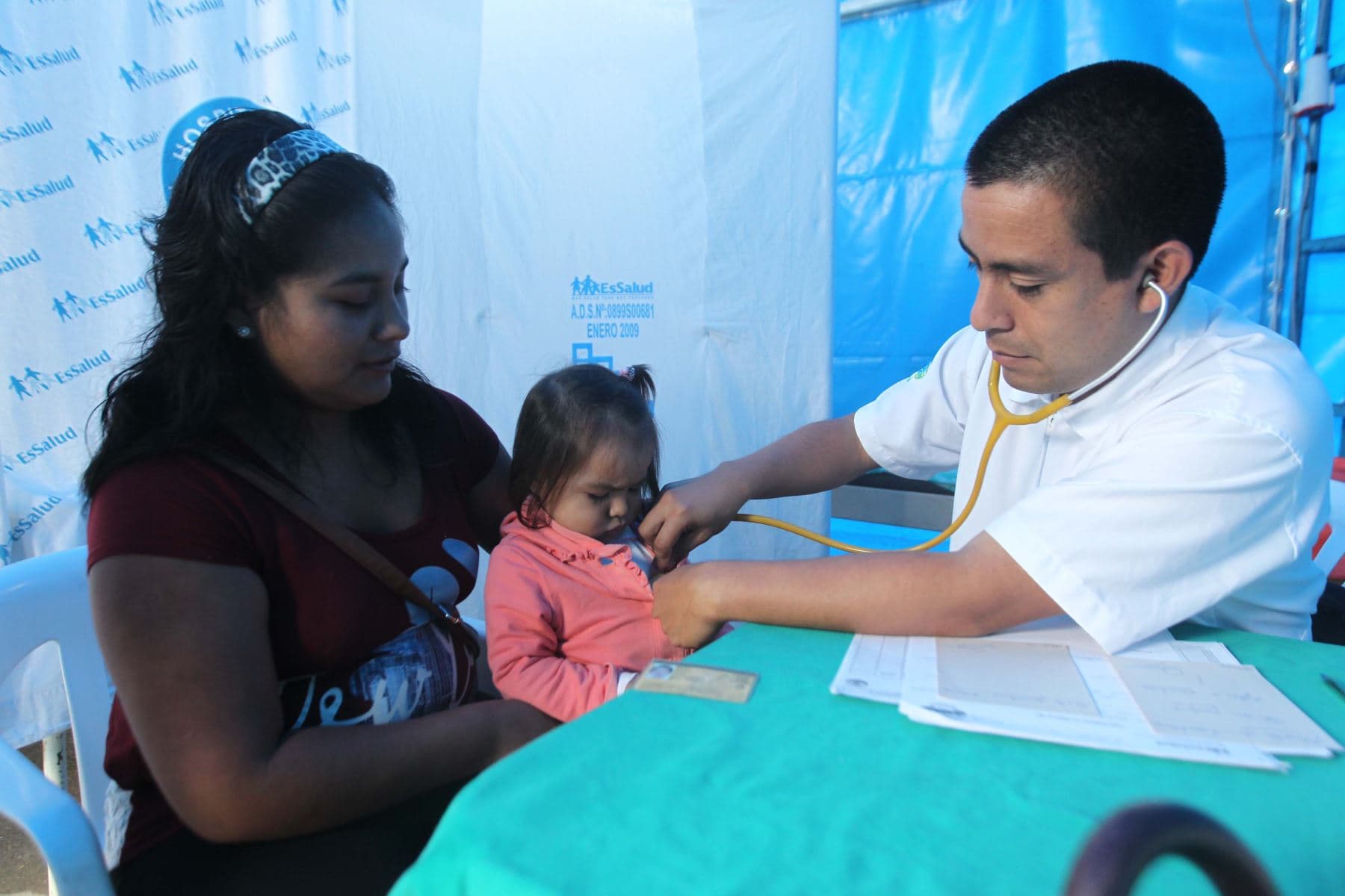 Aumentan casos de IRAs a más de 2 mil en niños menores de 5 años