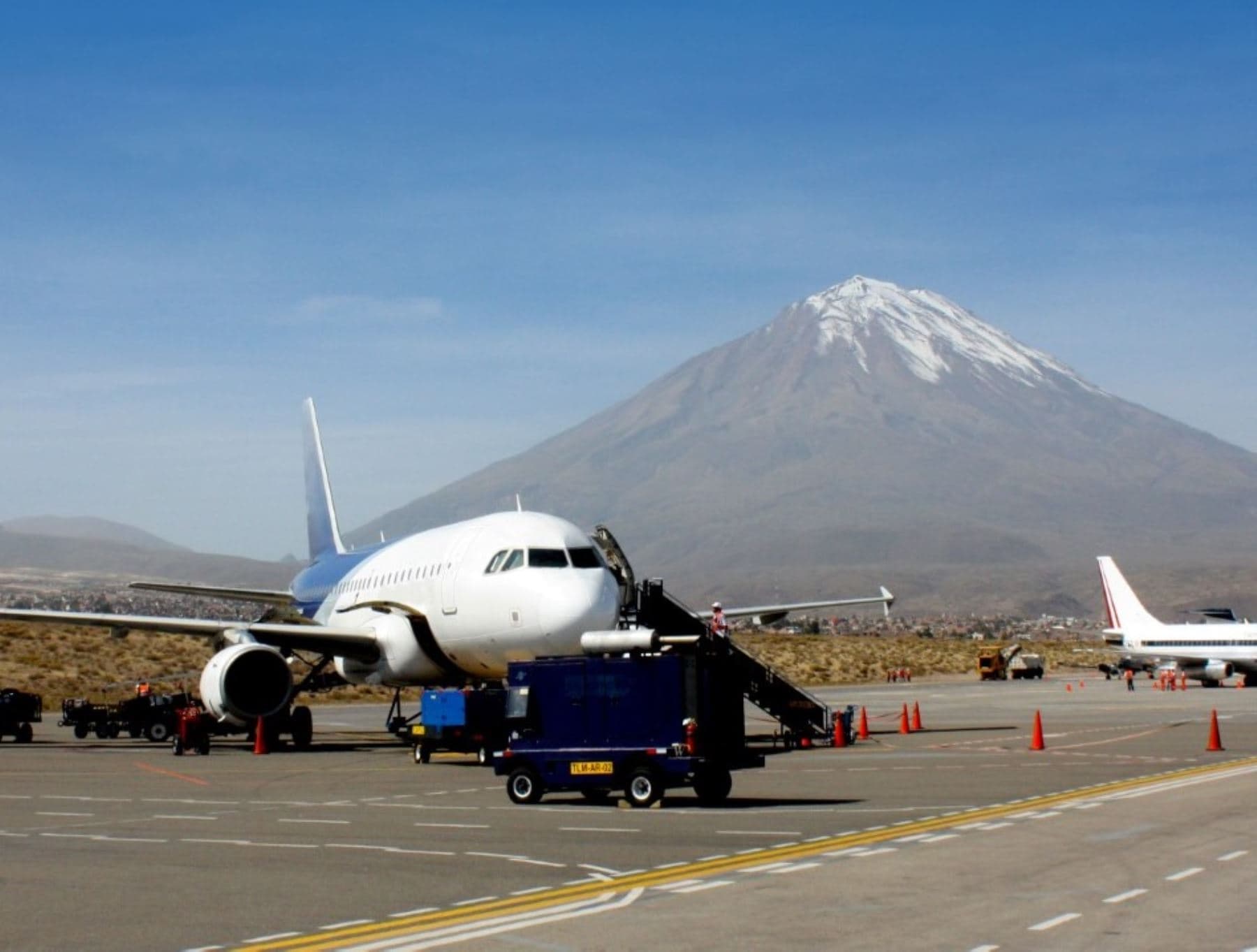 Arequipa: suspenden vuelos por cerco epidemiológico