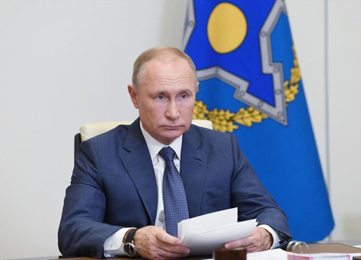 Putin ordena comenzar próxima semana la vacunación masiva