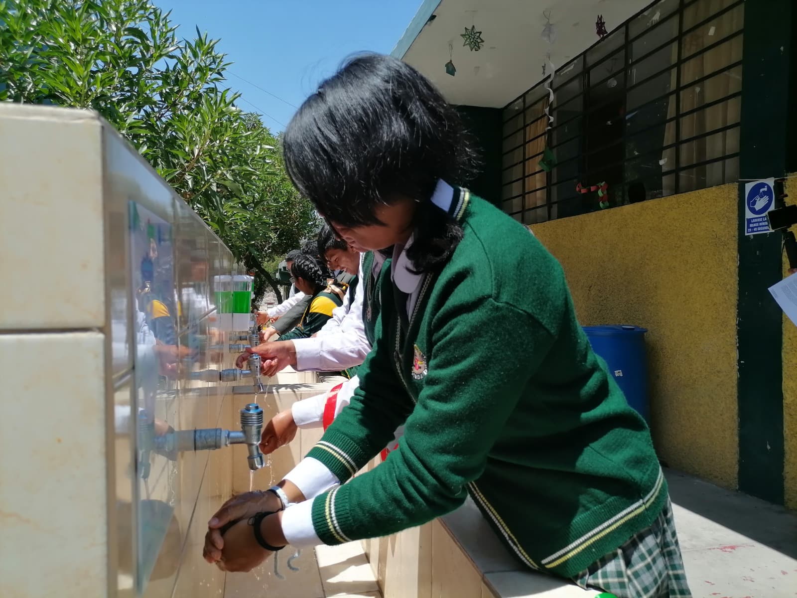 80 % de colegios de Arequipa debe hasta dos meses a Sedapar