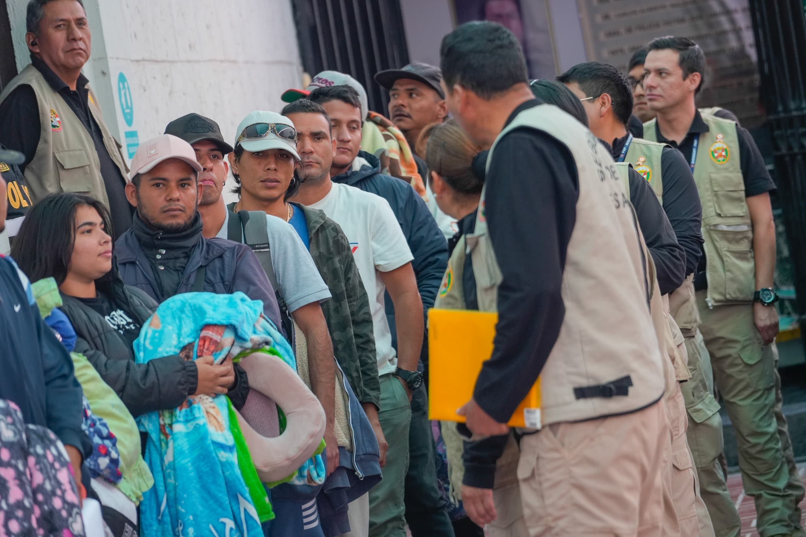 Diez ciudadanos extranjeros fueron expulsados del país
