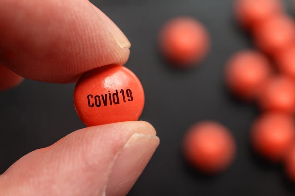 EE. UU. invertirá $ 3 200 000 000 en crear antivirales contra COVID-19