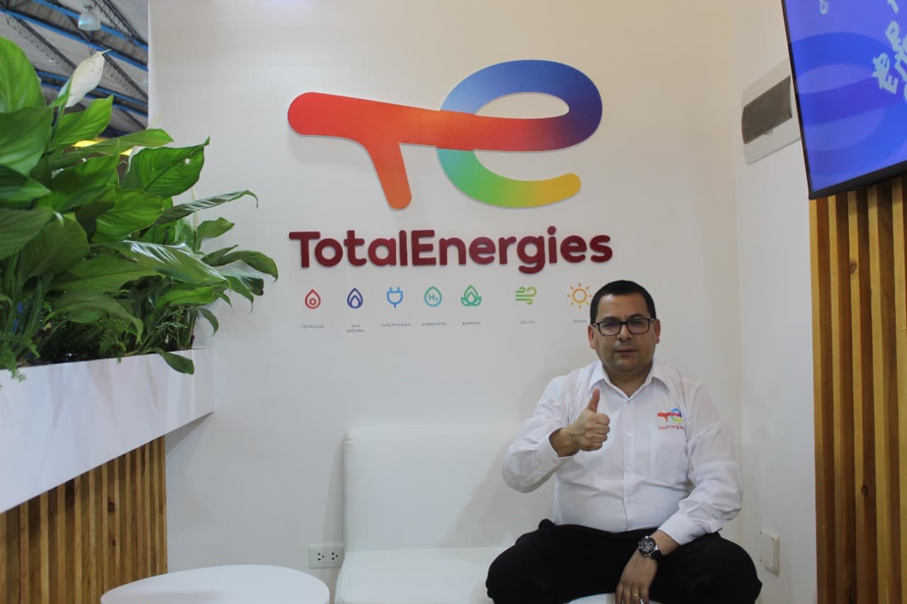 Empresa proveedora de energía TotalEnergies se diversifica hacia propuestas más ecológicas