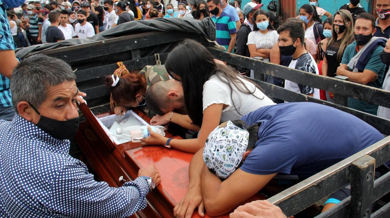 Colombia al borde de una crisis política por casos de violencia