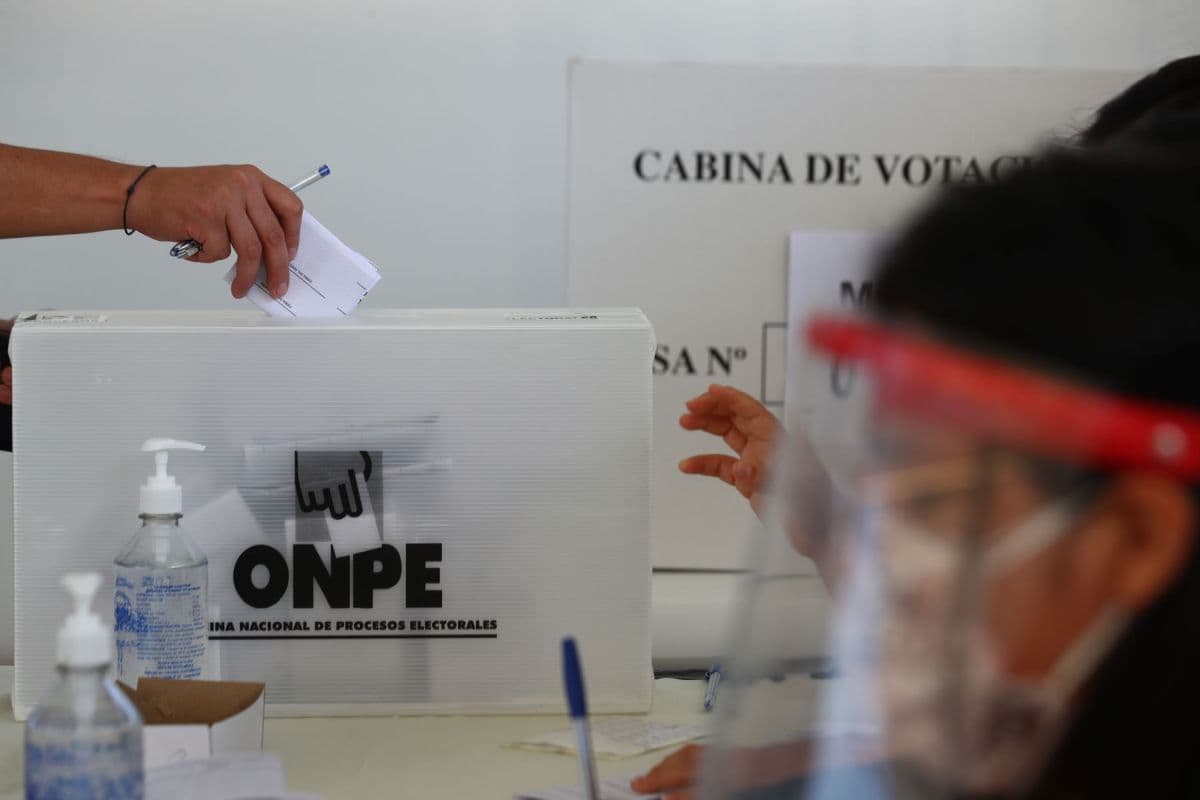 ODPE Arequipa 2 instaló primera mesa de sufragio a las 4:55 a. m.
