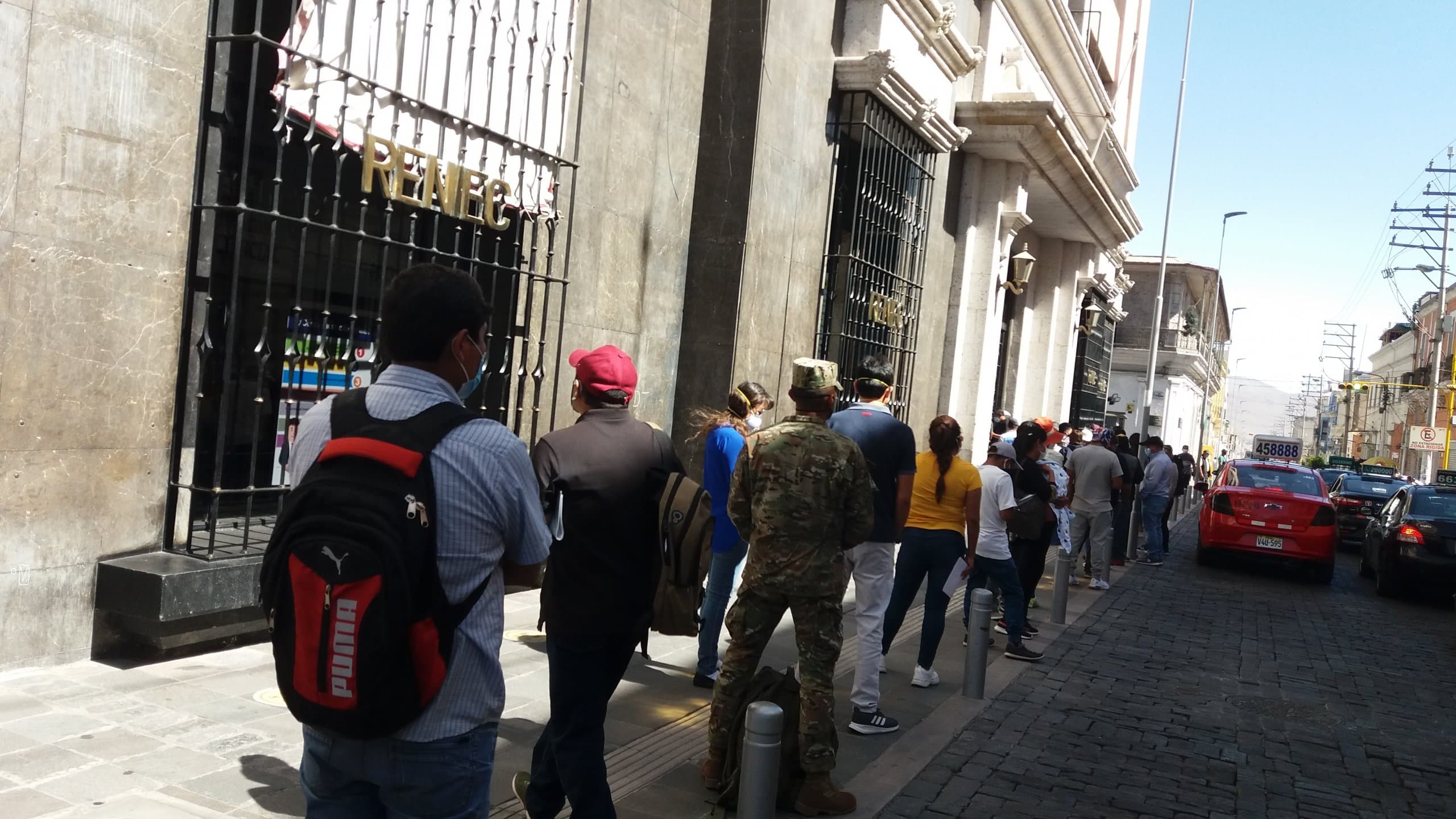 Arequipeños podrán recoger DNI en Reniec sin previa cita