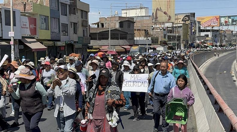 Movilización fue pacífica con gran participación ciudadana