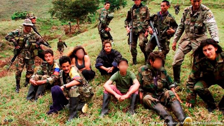 Grupos armados reclutaron 220 niños en Colombia