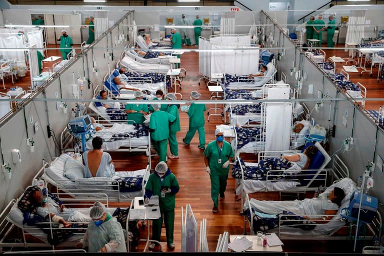 Gobernadores en Brasil claman por ayuda debido al colapso hospitalario