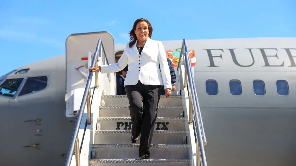 Congreso autoriza viaje de Dina Boluarte al extranjero