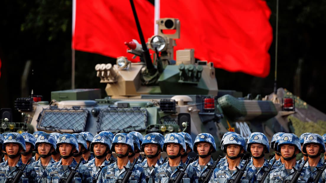 Ordenan a ejército chino prepararse para la guerra