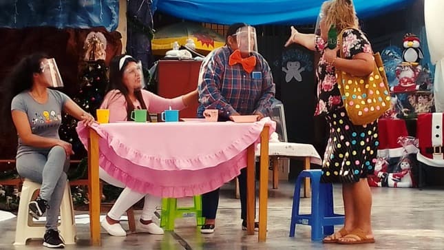 Internas del penal Mujeres Tacna presentaron obra teatral