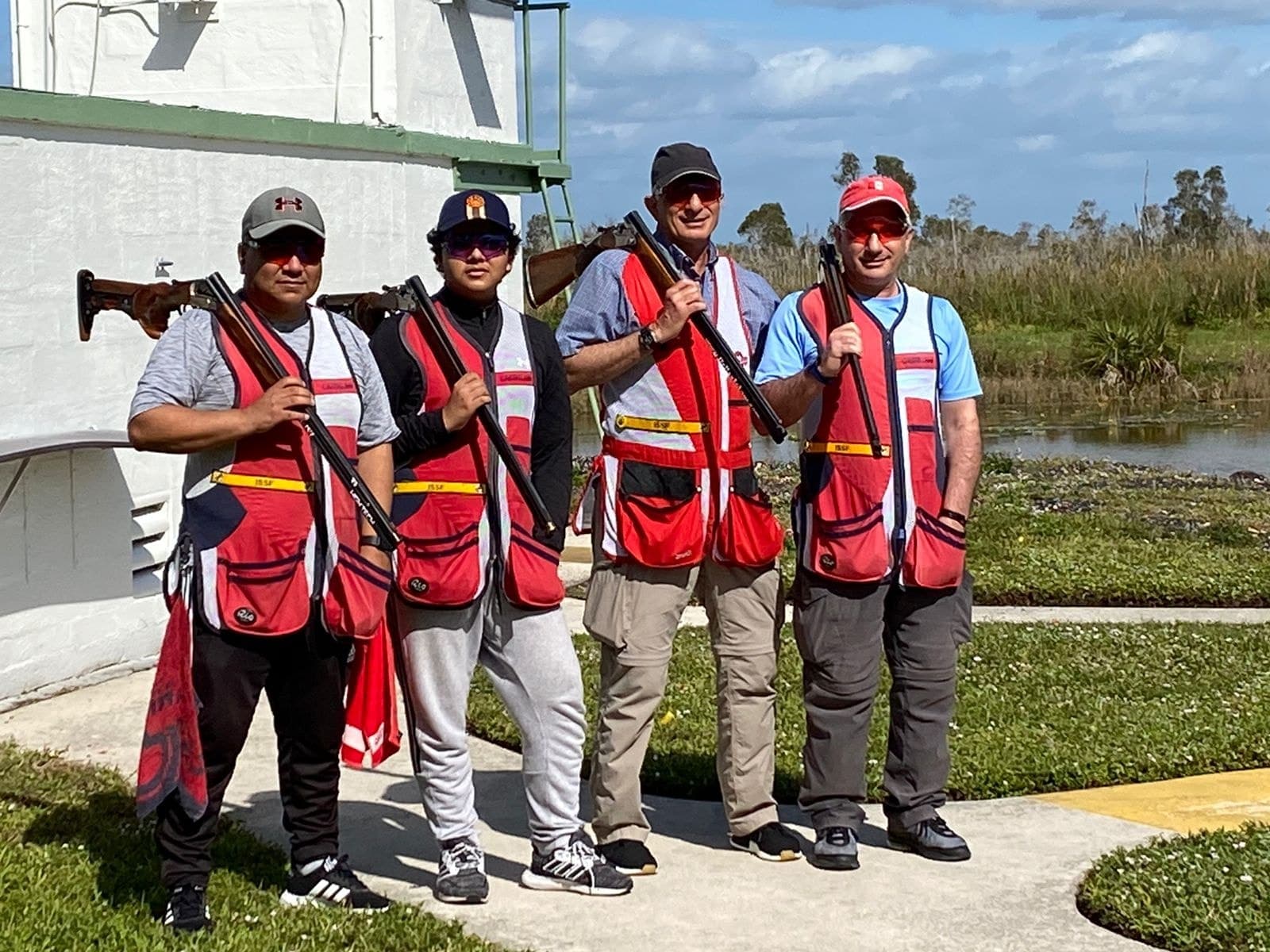Tiradores peruanos destacan en Miami Cup 2022
