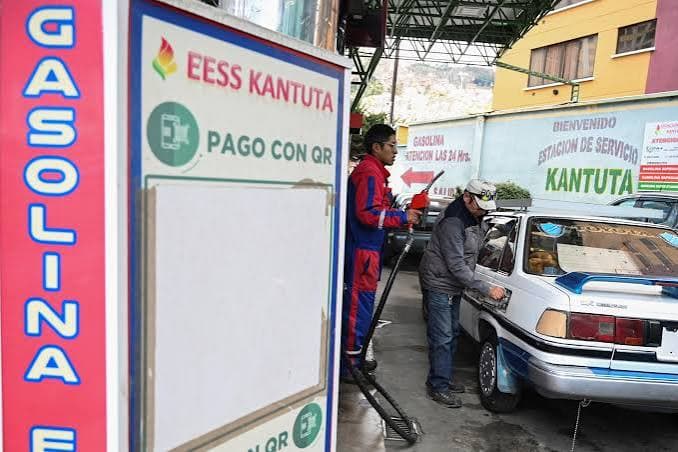 Bolivia eliminará subsidios a combustibles desde enero de 2027