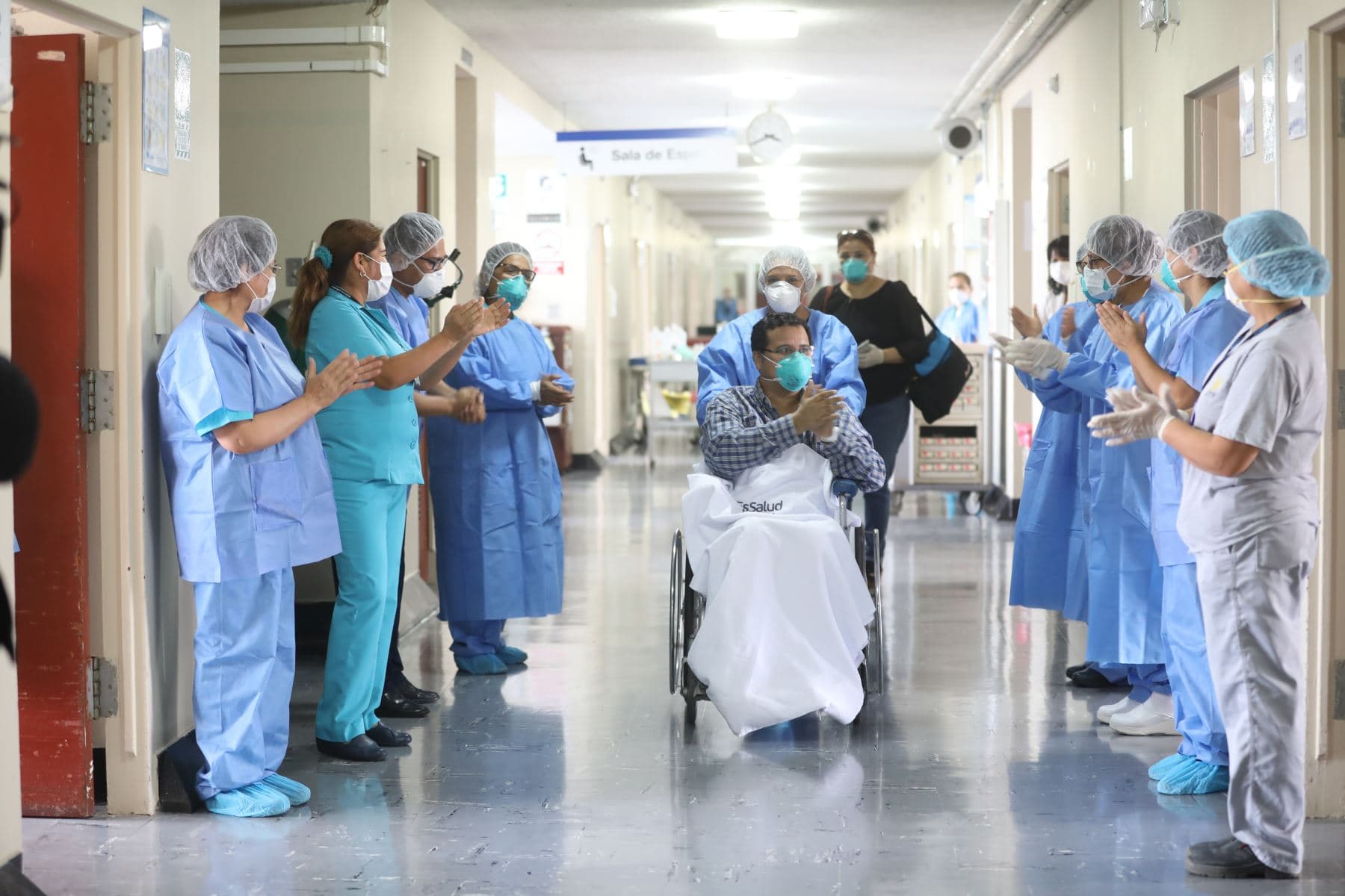 Recuperados de coronavirus llegan al 96 %