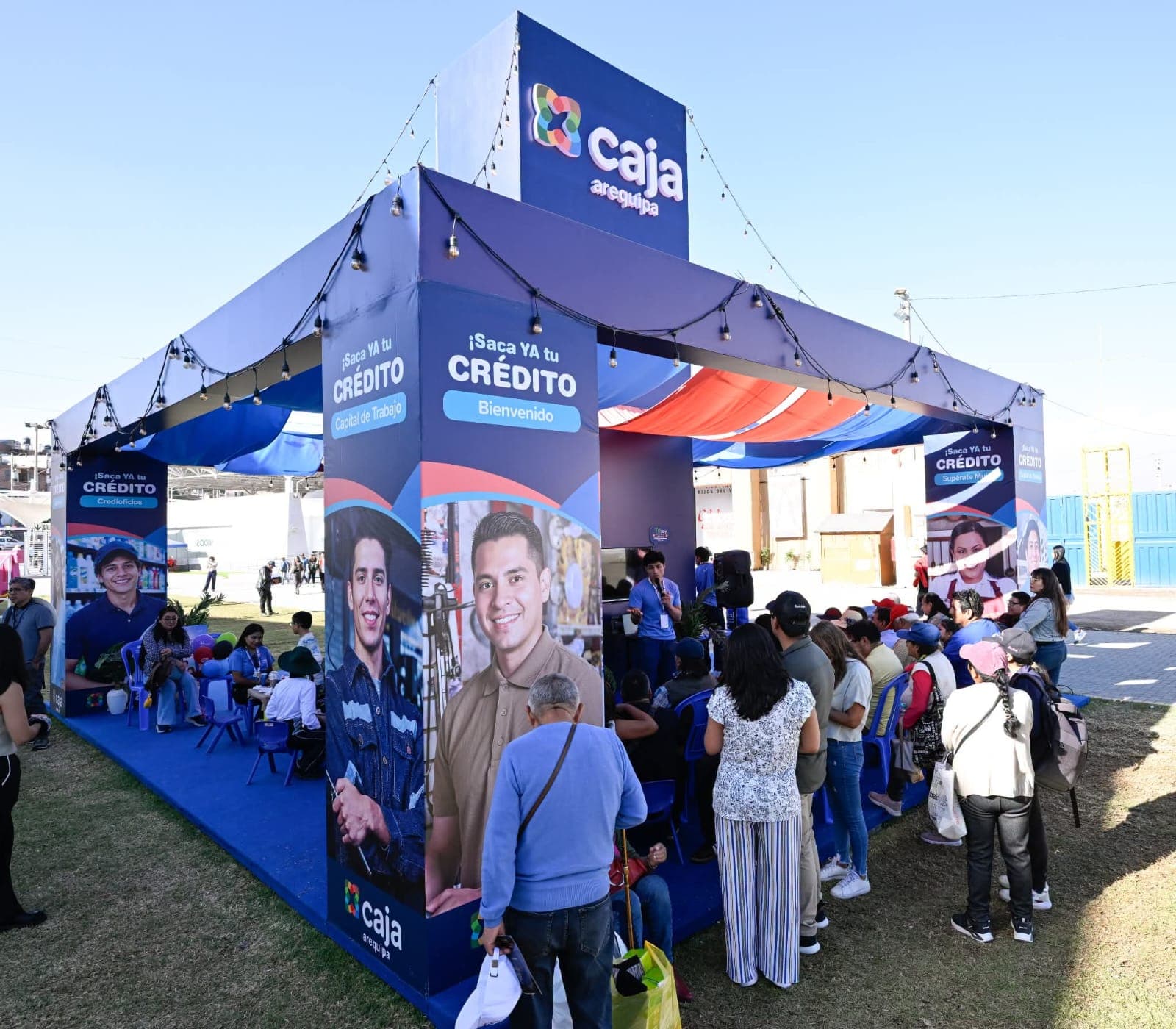 Caja Arequipa acercó la educación financiera a las familias durante la Feria Arequipa 2026