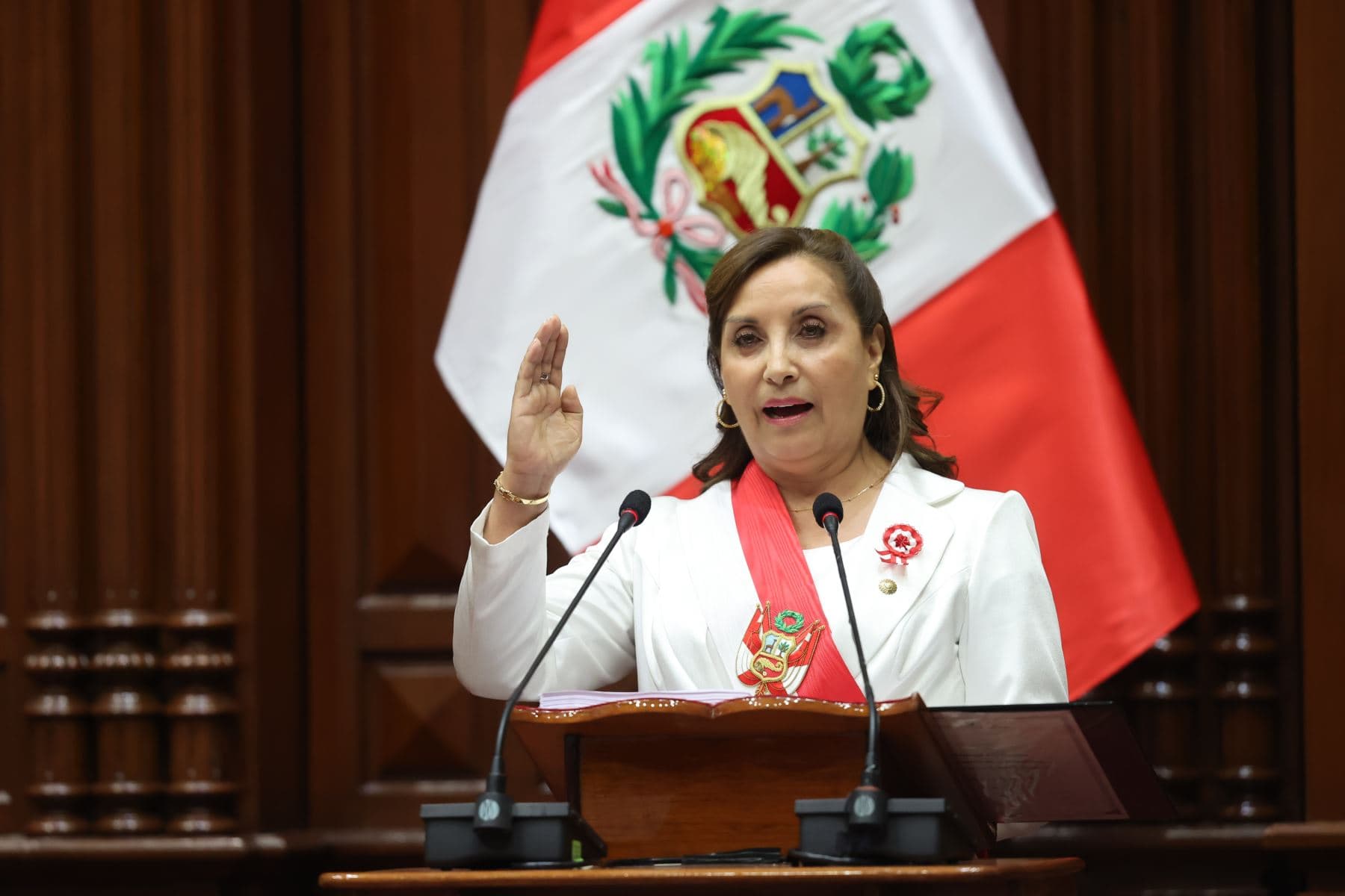 Congreso aprueba viaje de Dina Boluarte a EE.UU.