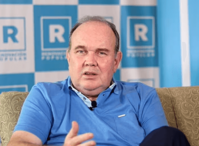 Rafael López Aliaga no asumirá cargo de senador