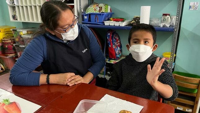 Capacitarán a docente para la atención de estudiantes con sordoceguera