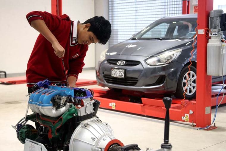 Escolares egresarán con certificación laboral en 2031