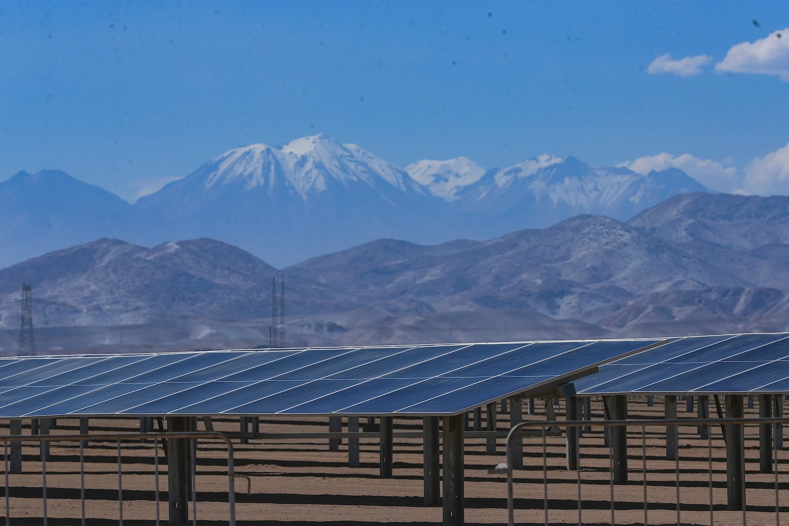 Compran a Zelestra, la empresa dueña de la planta solar más grande del Perú
