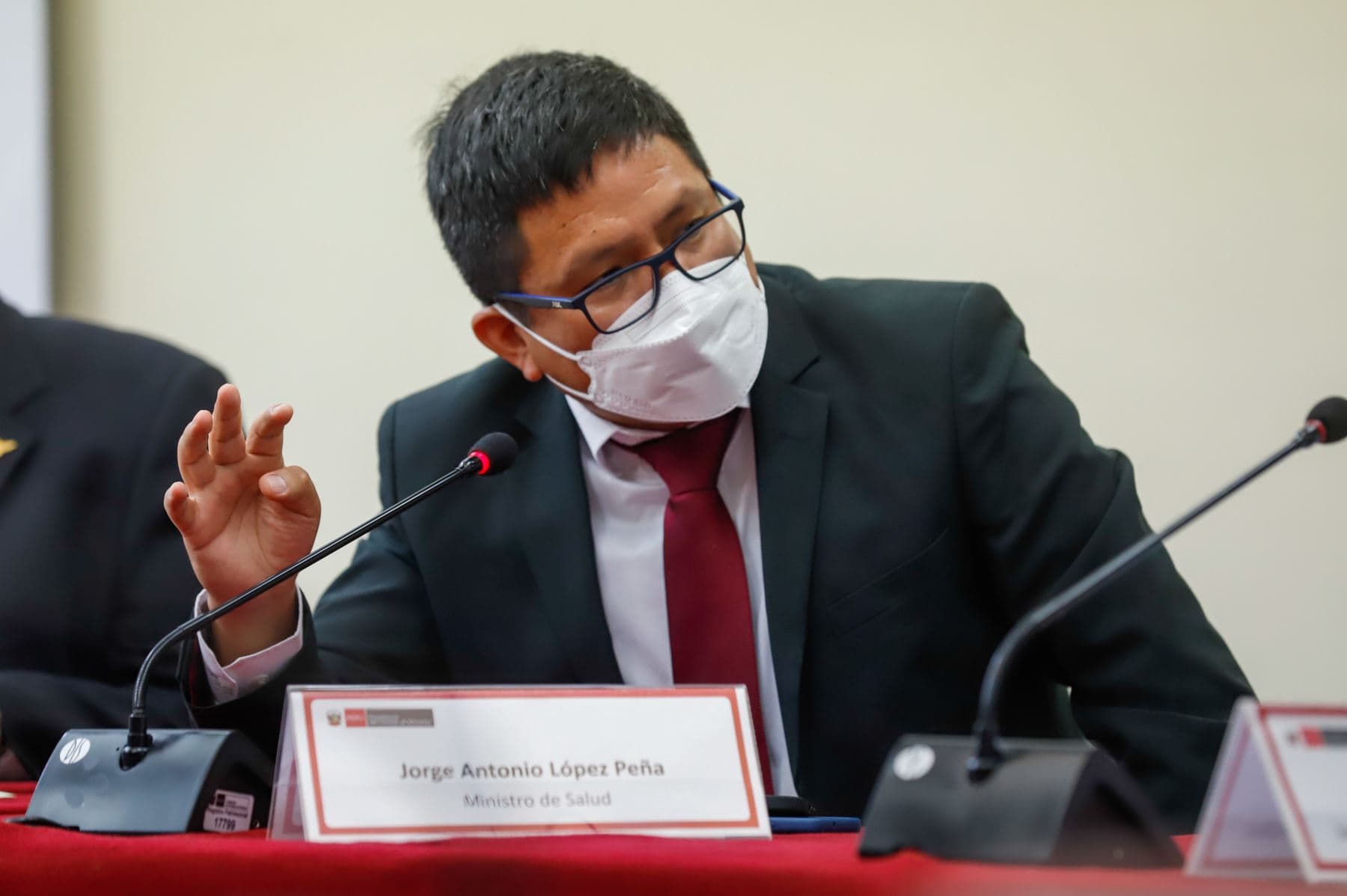 Evalúan compra de vacunas por alerta OMS