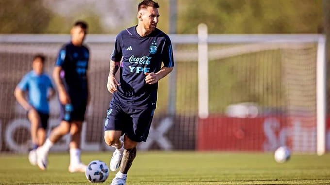 La titularidad de Lionel Messi ante Perú es duda
