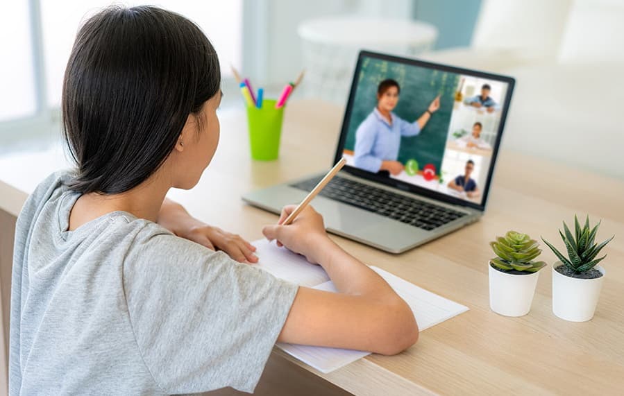 Minedu y gobiernos regionales Coordinan año escolar 2021