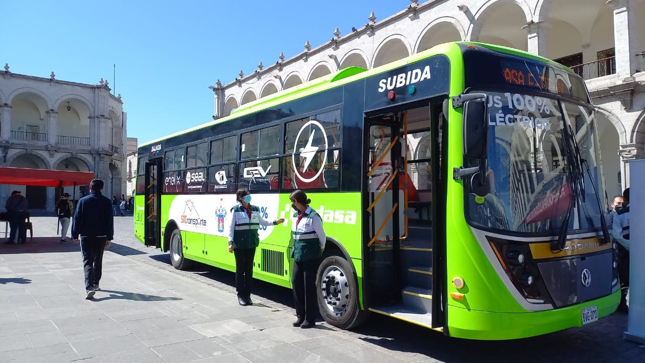 Revolución silenciosa sobre ruedas: El transporte eléctrico y el horizonte de modernización en Arequipa