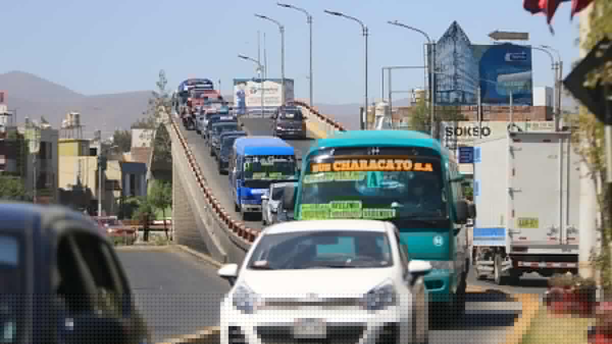 Transportistas que aumenten el pasaje urbano no podrán operar