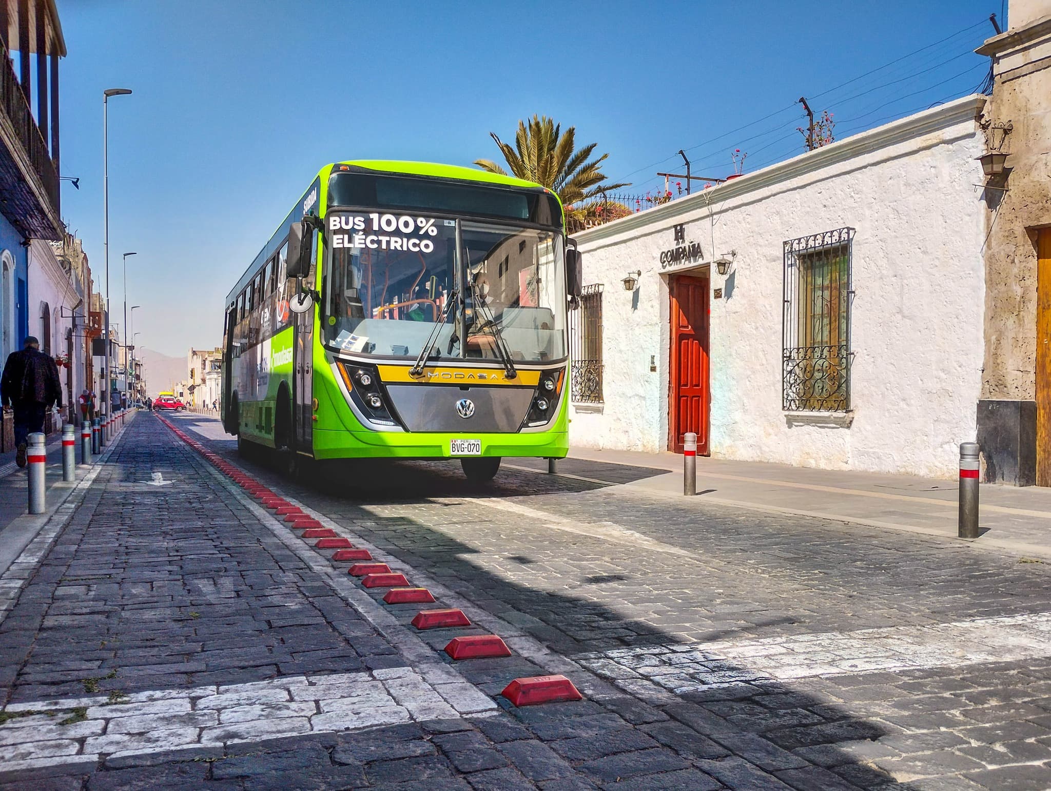 Proyectan más buses eléctricos del SIT para fines de diciembre