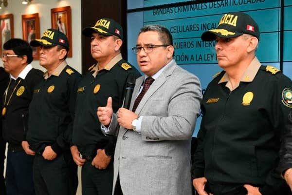 Ministro del Interior critica a la Diviac por falta de “resultados”