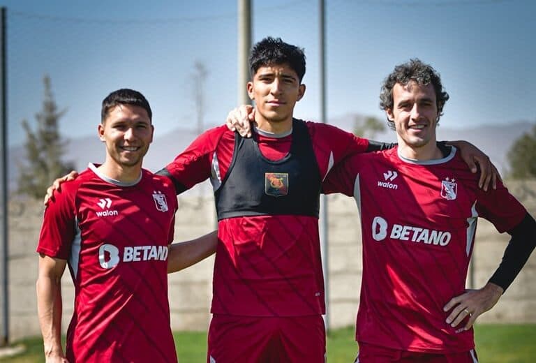 Melgar enfrenta hoy a Comerciantes Unidos en la UNSA