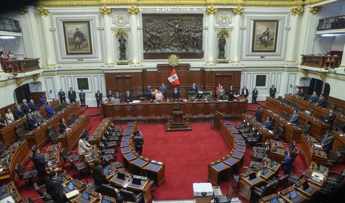 Perú Libre propone restituir la inmunidad parlamentaria