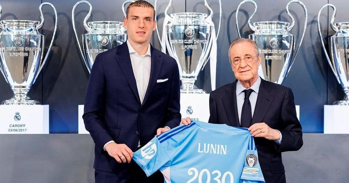 Andriy Lunin renovó con el Real Madrid hasta 2030