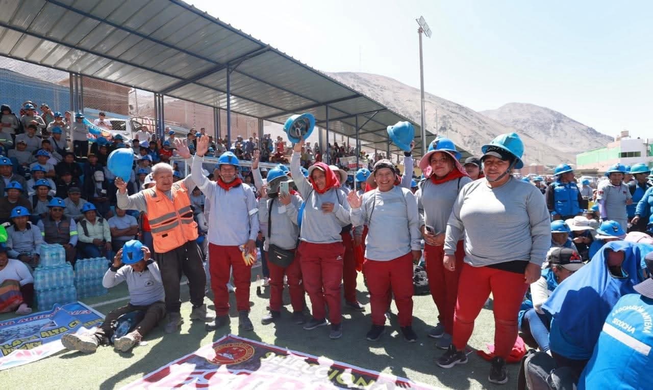 Minem capacitó a mineros de Secocha sobre formalización