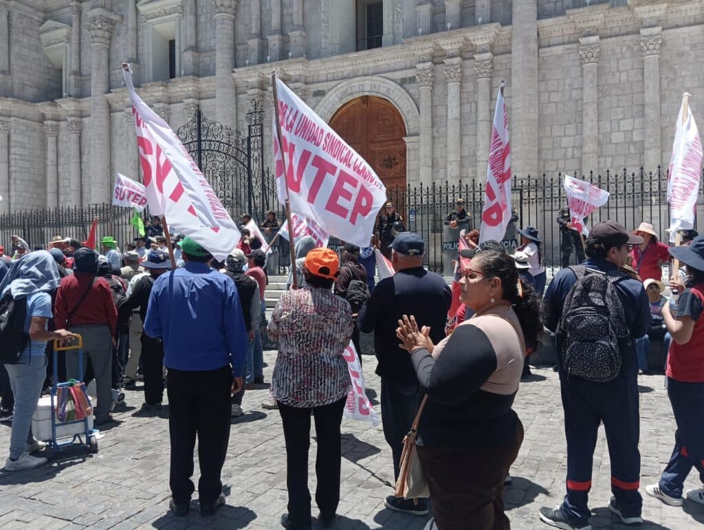 Sutep Arequipa exige el cumplimiento de convenio colectivo a favor de docentes