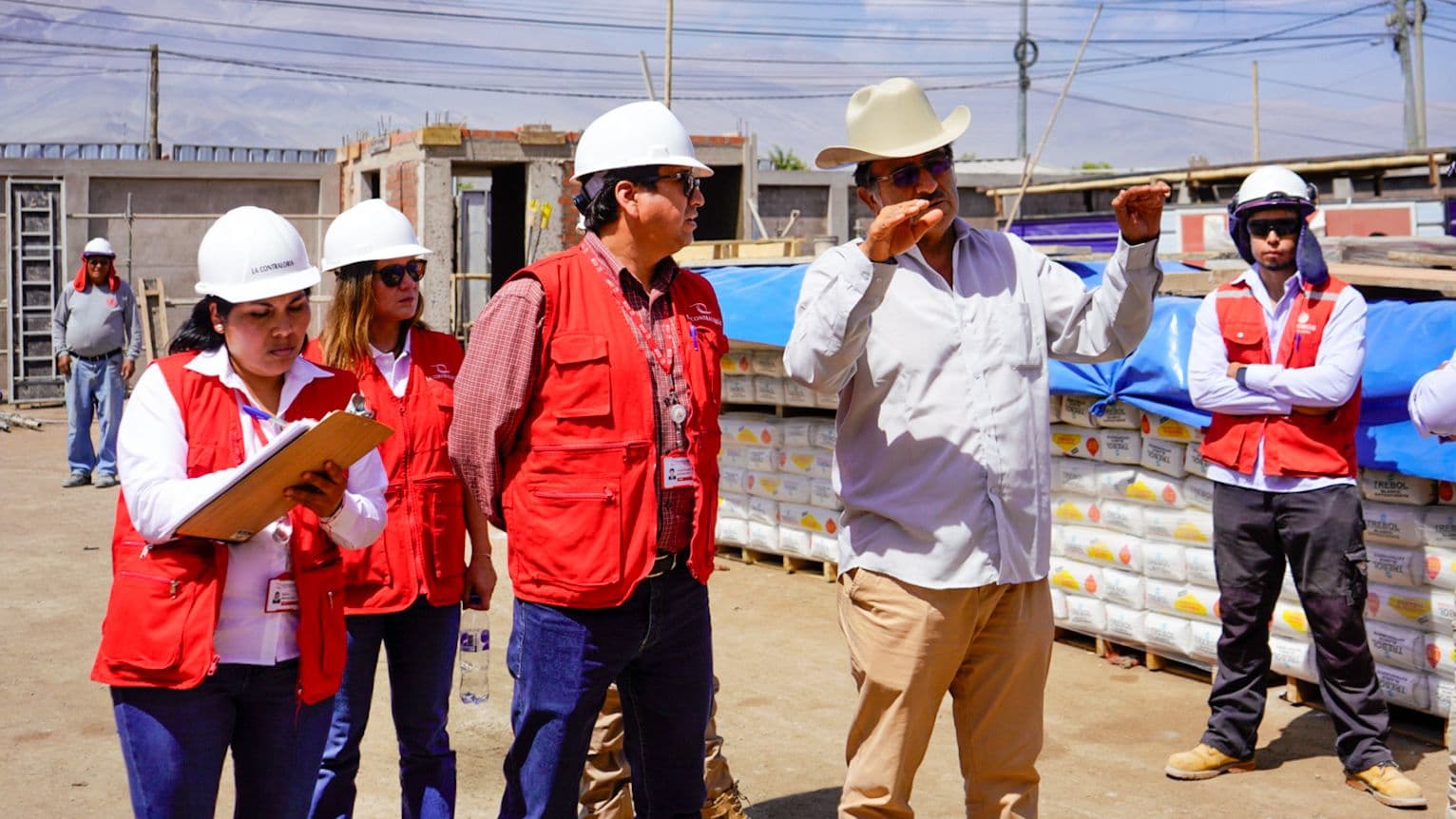 Contraloría supervisa obras en cinco provincias de Arequipa